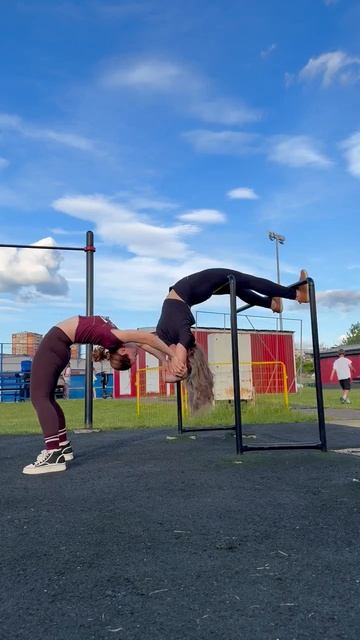 Parallel Bars
  Брусья