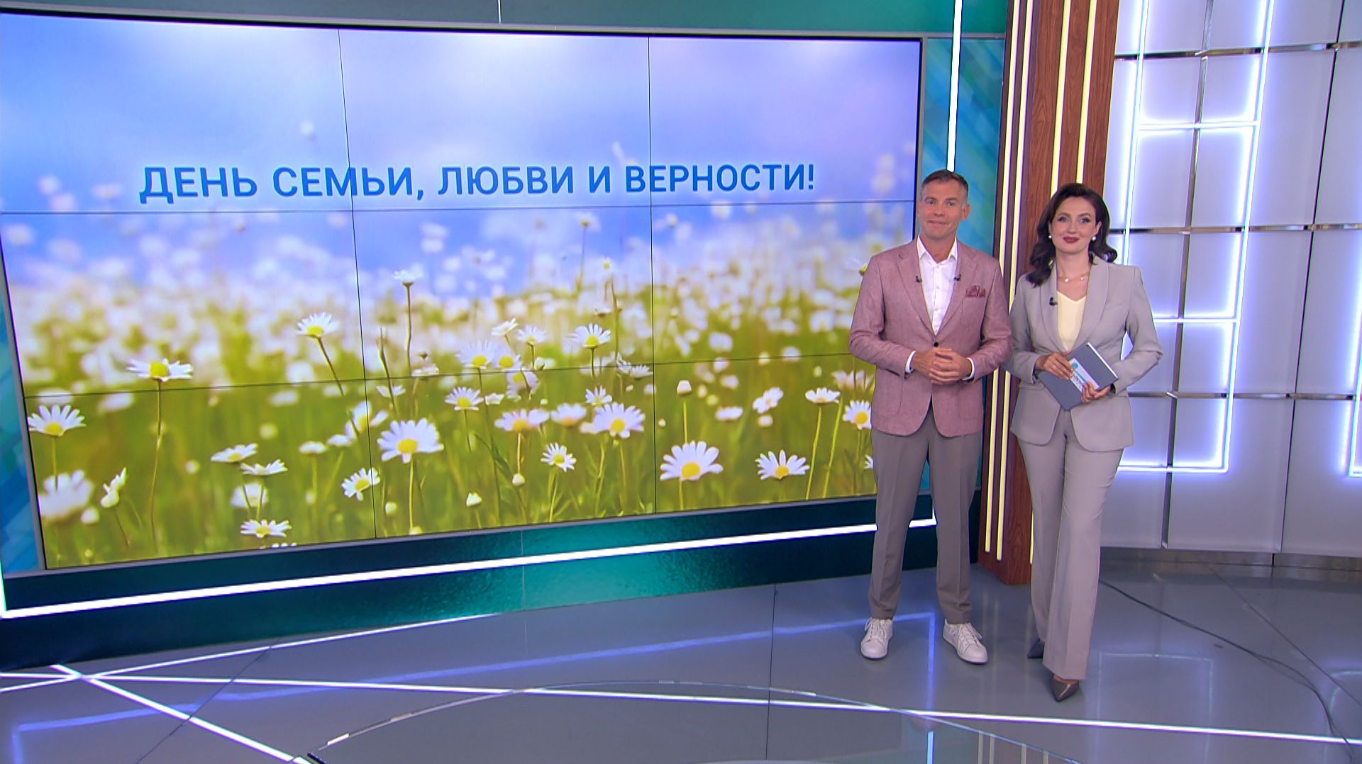 Утро в Петербурге 8 июля