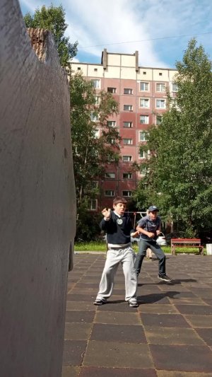 хз