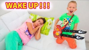 🍿 Влад и Ники играют в музыкантов и будят маму