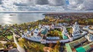История городов переломлена пополам