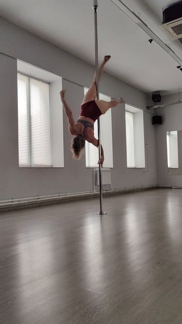 Pole Dance
Пилон