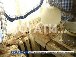 Судебные приставы, по требованию коммунальщиков, арестовали детские пособия жителей