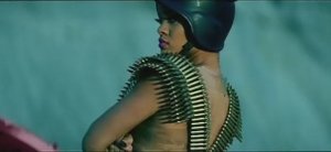 Rihanna - Hard