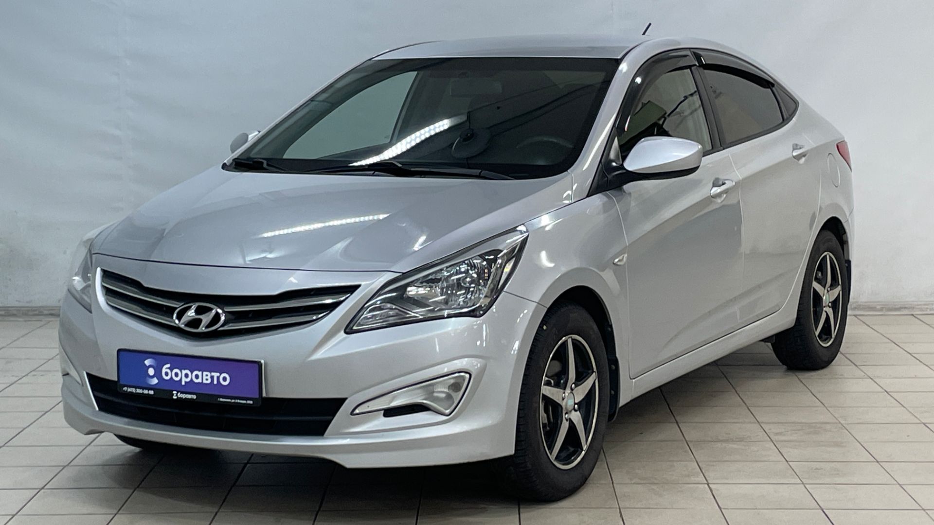 HYUNDAI SOLARIS смотреть онлайн