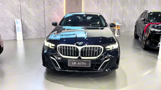 BMW I5 2026 - Визуальный обзор автомобиля смотреть онлайн