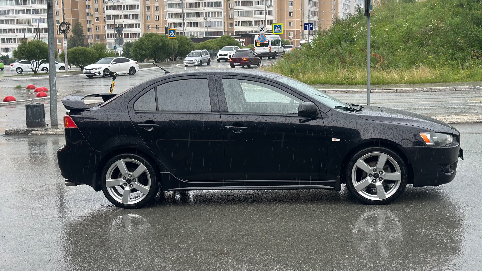 Mitsubishi Lancer X 2,0 CVT 2WD смотреть онлайн
