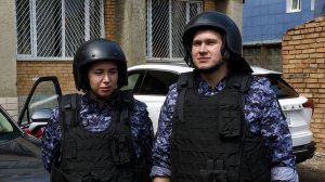 На службе и дома всегда рядом: история любви сотрудников Росгвардии Андрея и Дианы Асатуровых