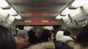 В поезде ﹤﹤ Русич ﹥﹥ сломалось табло .