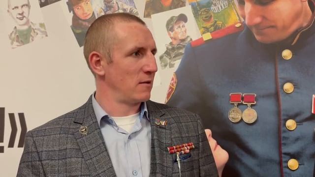 В день анонсирования выставки детских рисунков "Мой папа - герой!"