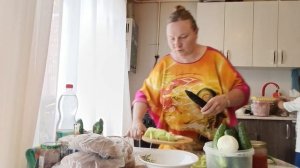 ПО ПРИЕЗДУ ИДЁМ СОБИРАТЬ УРОЖАЙ🥒 🤦♀️