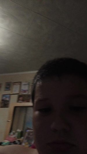 мой брат теперь участвует в моих видео