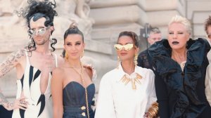 📍 STREET STYLE в Париже на Неделе высокой моды на показе коллекции SCHIAPARELLI