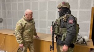 ПРИГОЖИН Е.В. ОТПУСТИЛ ПЛЕННЫХ НА ПАСХУ .....