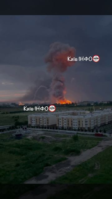 Склад с боеприпасами, где произошли взрывы в Вишневом смотреть онлайн