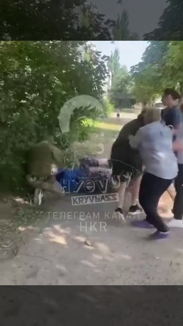 Украинцы вступают в противостояние с сотрудниками ТЦК