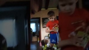 распаковка боксов с игрушками