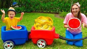 МАМА НАШЛА ГИГАНТСКУЮ КЛУБНИКУ?! 🍓 Помогаем Животным на Секретной Ферме! 😱🚜