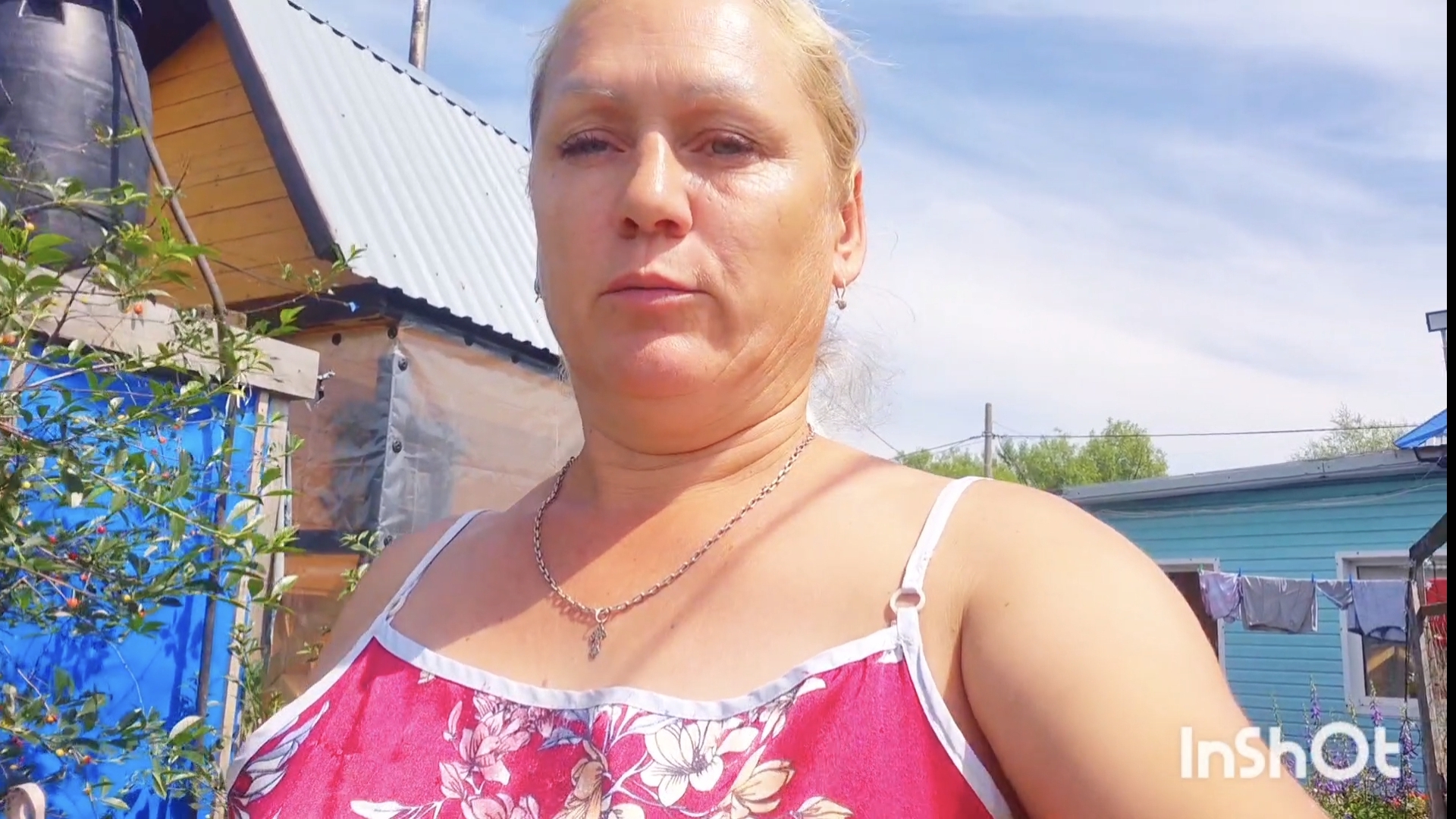 УВИДЕВ ЧЕРНЫЕ ГЛАЗА ОН ИСПУГАЛСЯ.КОММЕНТАТОРЫ СУДЯТ ПО СЕБЕ,ЕГО ЗАТЮКАЛИ смотреть онлайн
