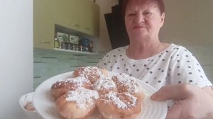 Три поколения. Пирожки с клубникой!!!