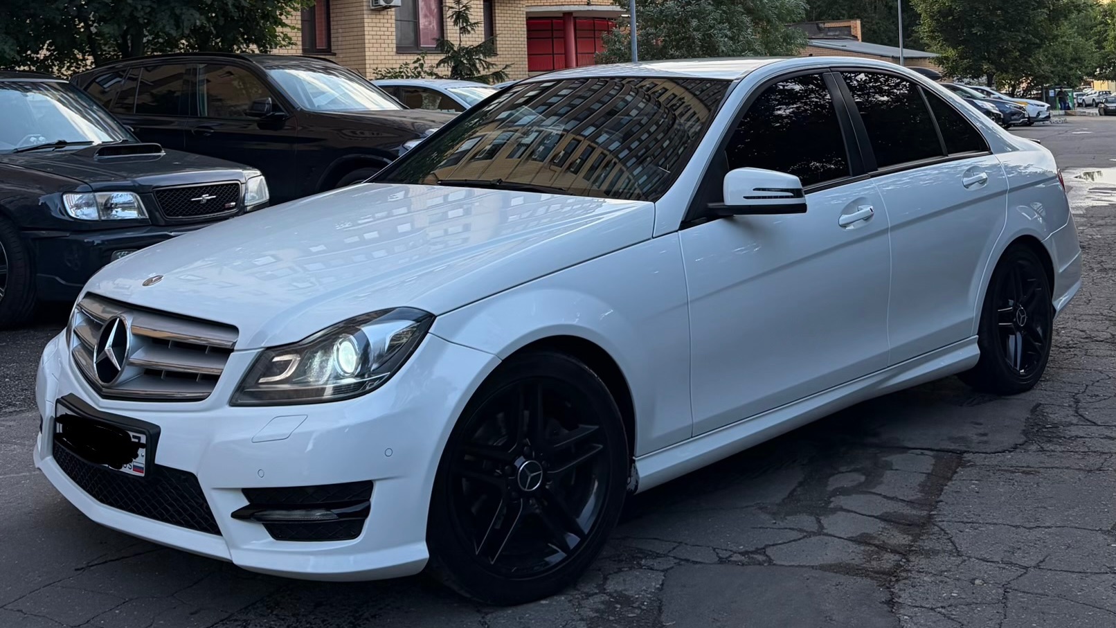 MB C-класс W204 Рестайлинг Amg-пакет смотреть онлайн