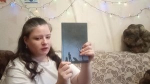 Рассказываю про свои книги которые нашла дома. Может и остальные найду их очень много