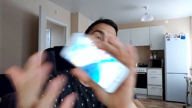 iPhone SE 2020 - СТОИТ ЛИ КУПИТЬ? iPhone XR не конкурент смотреть онлайн