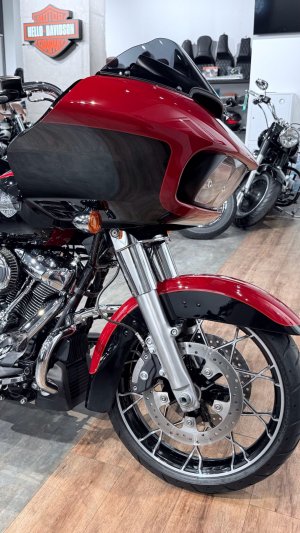+ 2021 HD Road Glide Special 114 ABS+TC Billiard Red Vivid Black 31K (VIN 5HD***5024)