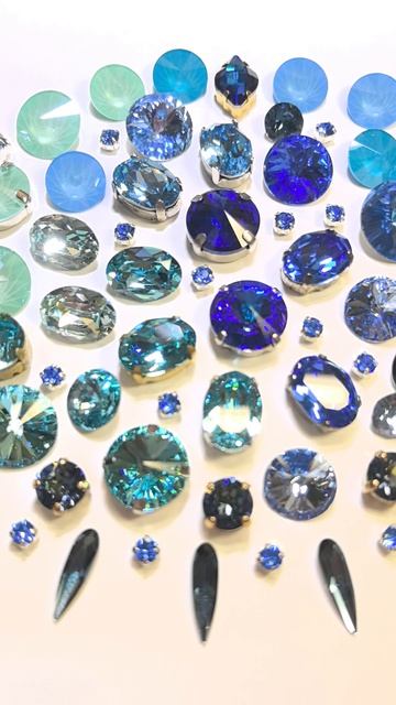 Набор кристаллов Swarovski сине-голубая гамма 74шт смотреть онлайн