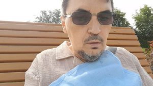 Поел кашу в парке и понял, как я счастлив!