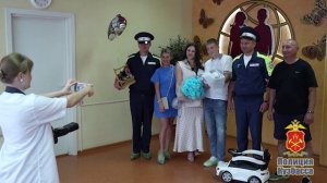 Сотрудники ГИБДД сопроводили экстренно до больницы