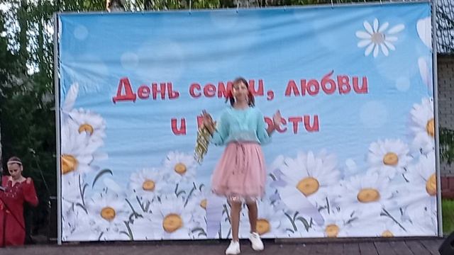 танец под песню Тень над водою