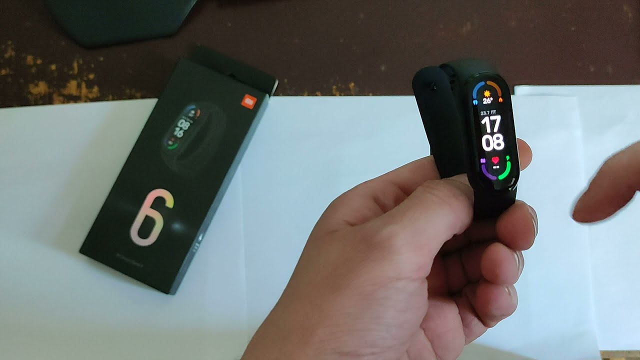 Распаковка Xiaomi Mi Smart Band 6 Black с ROZETKA смотреть онлайн