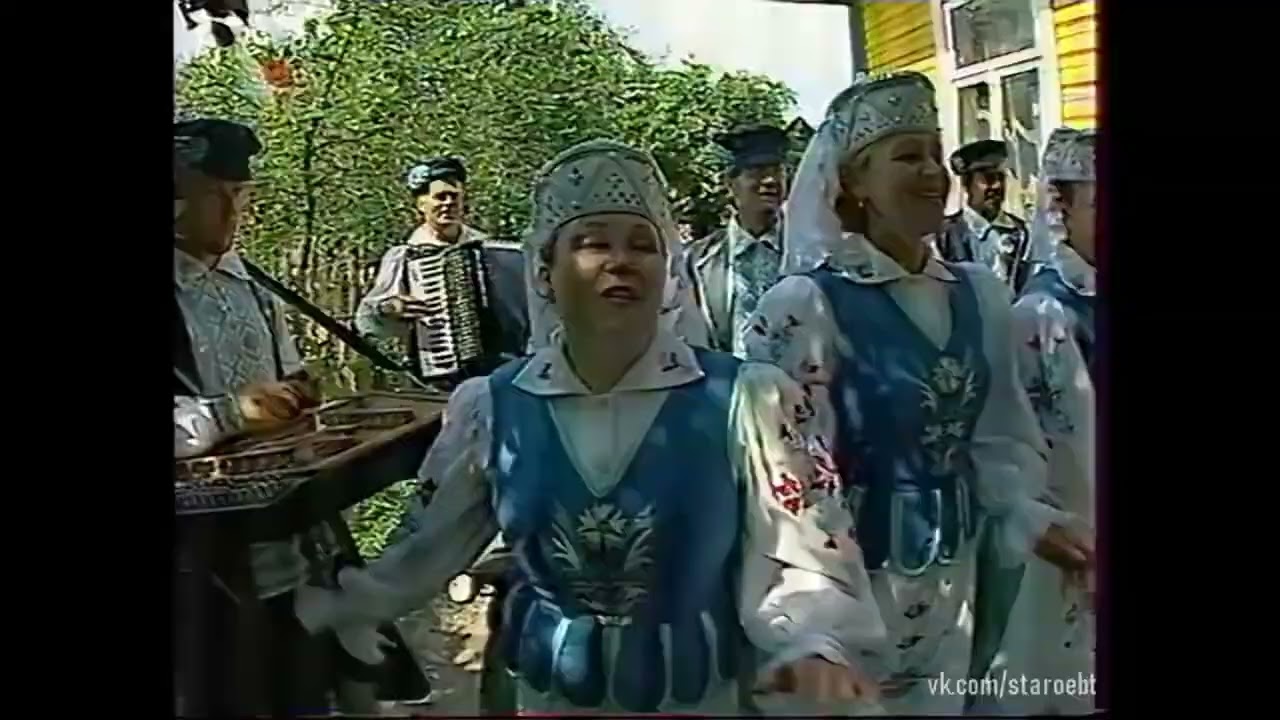 Ансамбль з Карэлiчскага р-ну (Беларусь) - Ой, у лузе пры даліне (2002) смотреть онлайн