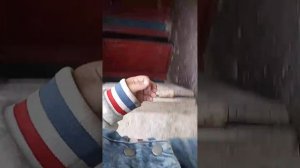 Заходим в подвал