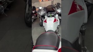 HONDA CB1300 2005 г. Красный, белый