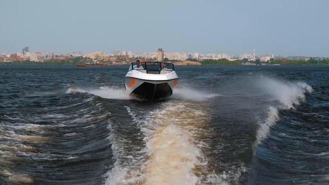 SUNCRAFT V6 в базе смотреть онлайн