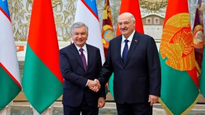 Как Лукашенко встречал Мирзиёева? // Дворец Независимости, июль 2026