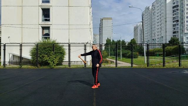 Упражнения с атлетической булавой весом 0.55 кг (12)