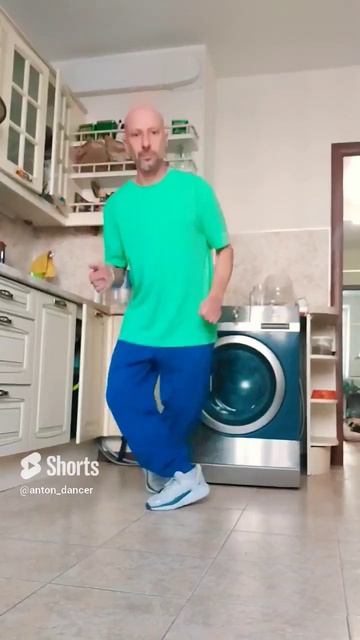 ТАНЦЫ ДЛЯ ВЗРОСЛЫХ! УЧИМ ТАНЕЦ ШАФФЛ ПОД МУЗЫКУ Modern Talking  #dance #shorts