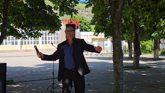 Ширвани Мурдалов с композицией «Медведица» смотреть онлайн
