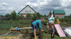 Делаем скамейку. Огородные дела.