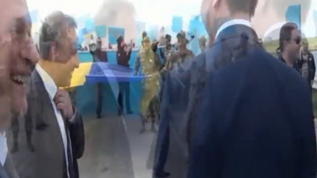 Шурик Воробьев на границе с Крымом вызывает демона смотреть онлайн
