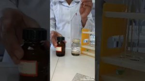 #спирты.#alcohols CuSO4+NaOH=Cu(OH)2+Na2SO4 and Cu(OH)2 with glycerine. Реакция Cu(OH)2 с глицерином