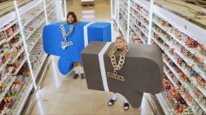 Не уходи, постой, фанатка