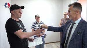 Жителям дома 68 по улице Первомайской вручили ключи от новых квартир