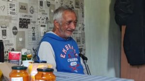 ПОЧЕМУ СИСЯ ХОЧЕТ ЖРАТЬ ДАЖЕ ПРИ ПОЛНОМ ХОЛОДИЛЬНИКЕ ?