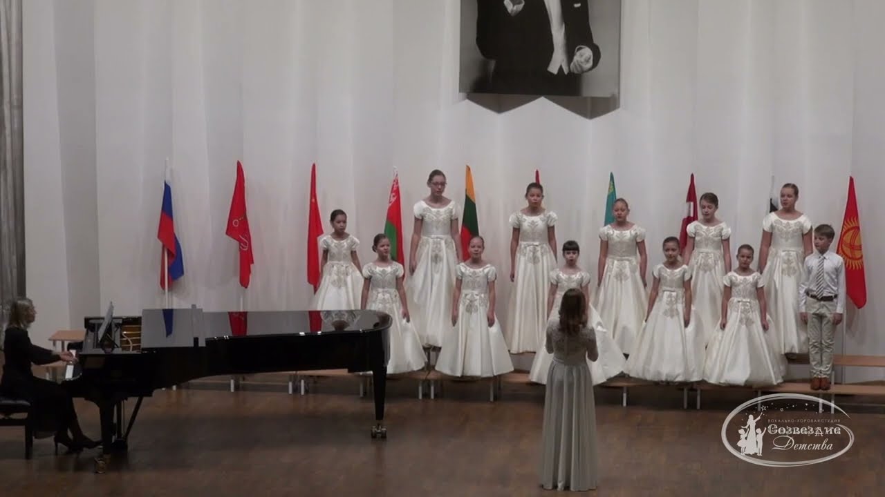 "Хорошо, что есть каникулы!" (муз. Д. Львова - Компанееца, сл. С. Богомазова) смотреть онлайн