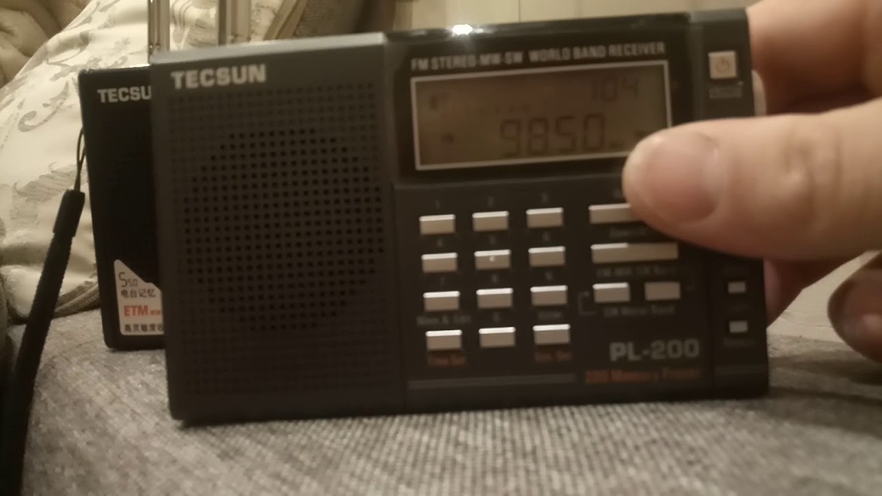 Tecsun 310etm Vs Tecsun Pl200 FM в доме