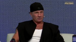 Кнут и пряник: что Роман Костомаров сказал о воспитании детей